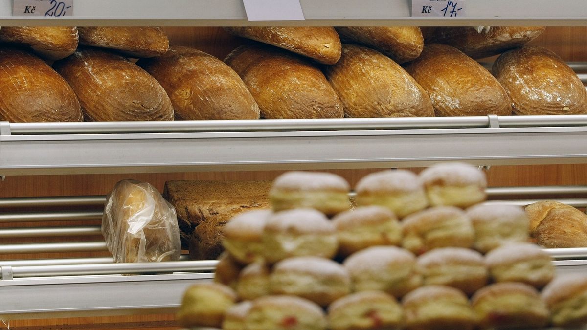Panika ve Větrném Jeníkově zavřela vyhlášenou pekárnu, i když pekaři jsou zdraví